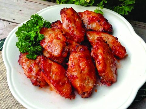 Fried Chicken Wings as pictured in Laap Thai's printed menu